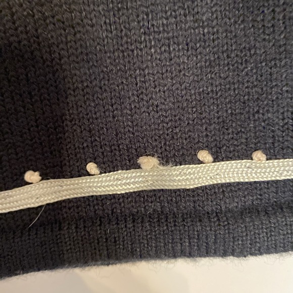 Vintage Jantzen Cottagecore Hand-Embroidered Button Sweater Women's M Timeless - Picture 7 of 16